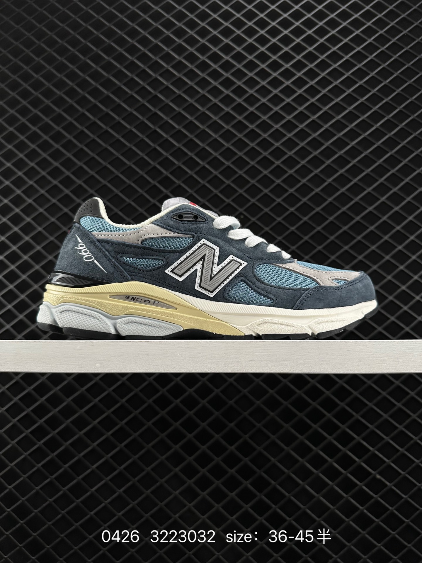 New Balance NB990 V3